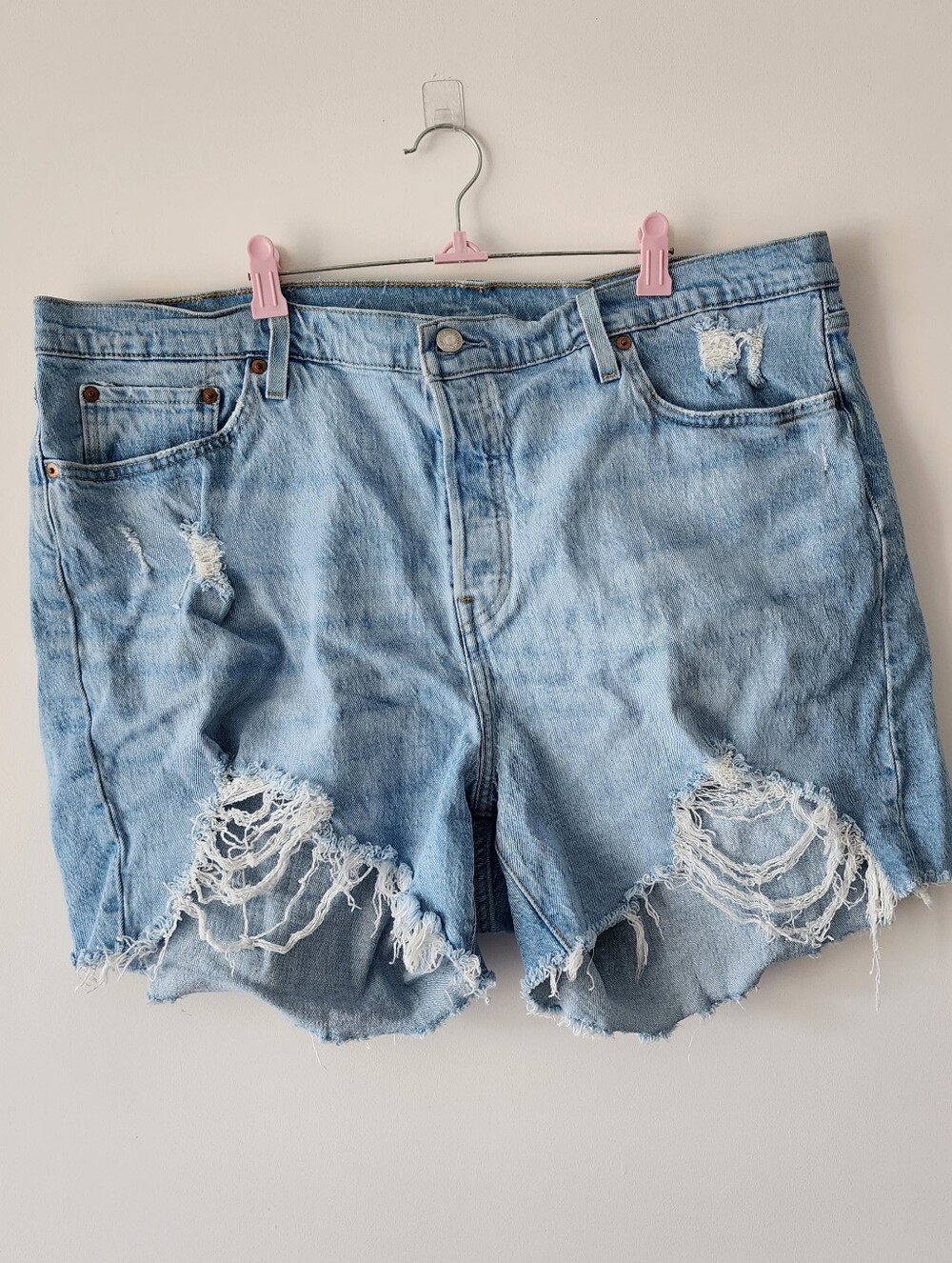 Levi’s 501 Denim Shorts Women 20W Blue Distressed High Rise Cut Off Daisy Dukes